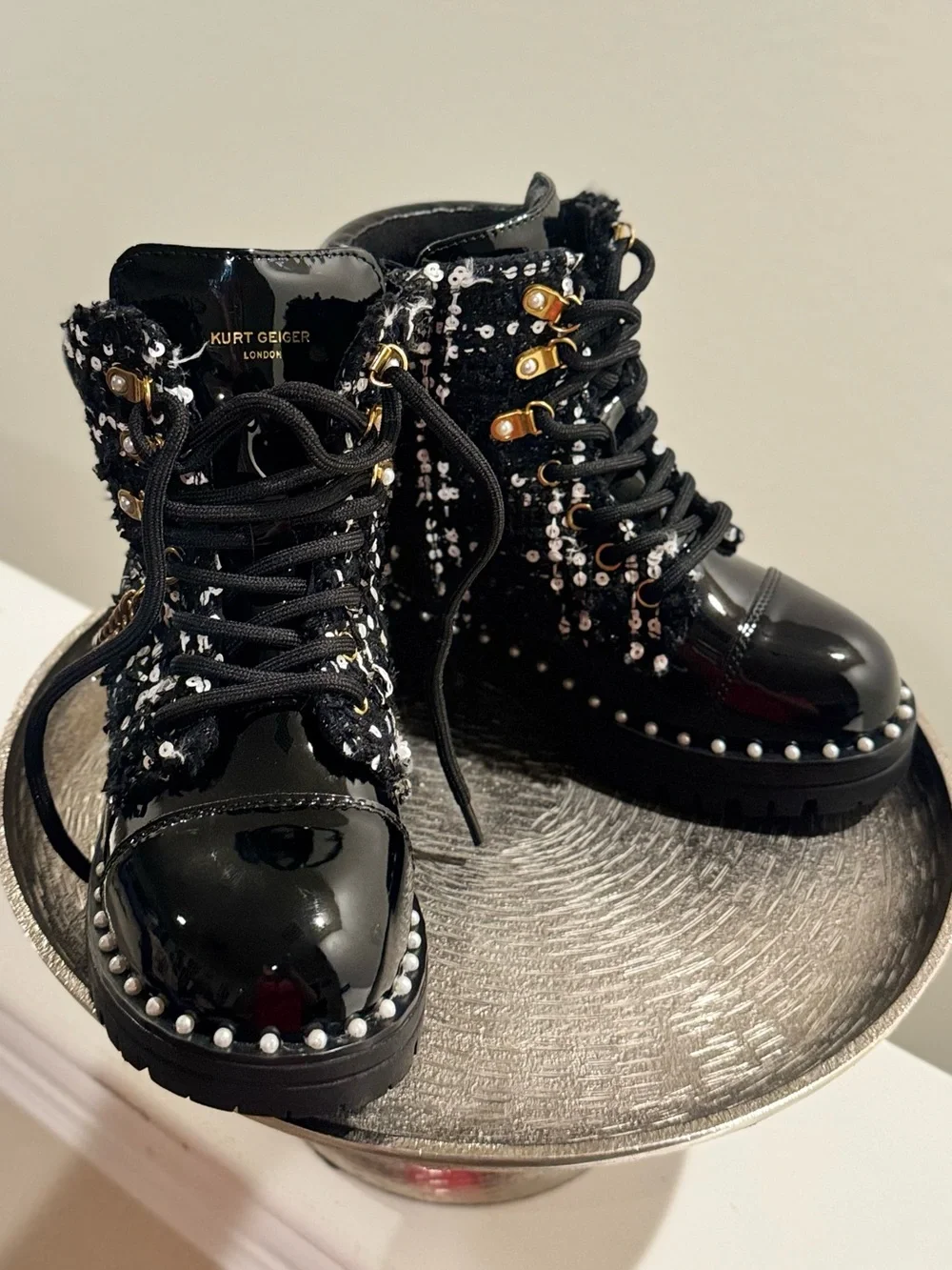 KURT GEIGER Chain Combat Boot . Sizes : 30,31,34 . New !!!